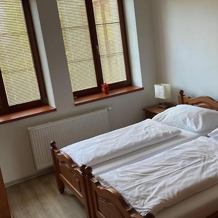 Apartman Pod Dratnikem Svratka Buitenkant foto
